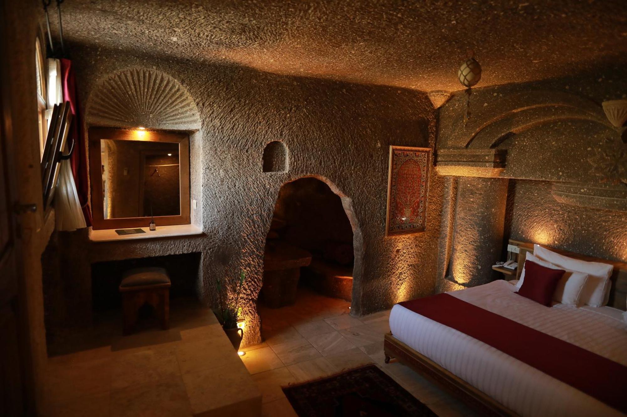 Sah Saray Cave Suites Halal Hotel 괴레메 외부 사진