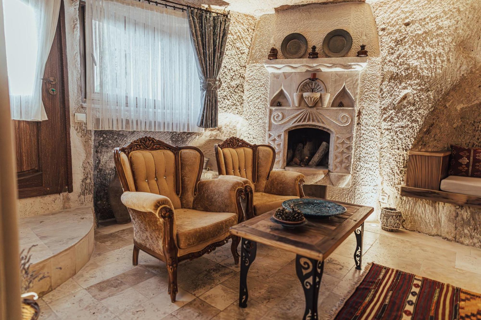 Sah Saray Cave Suites Halal Hotel 괴레메 외부 사진
