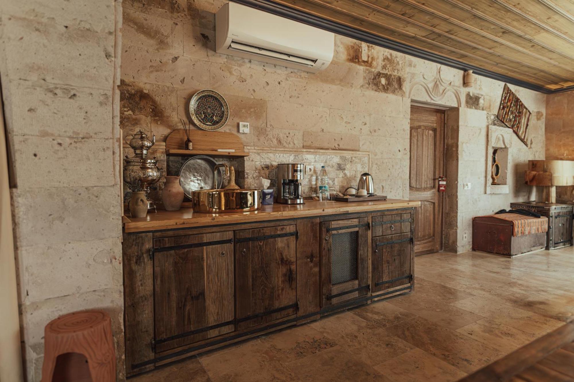Sah Saray Cave Suites Halal Hotel 괴레메 외부 사진