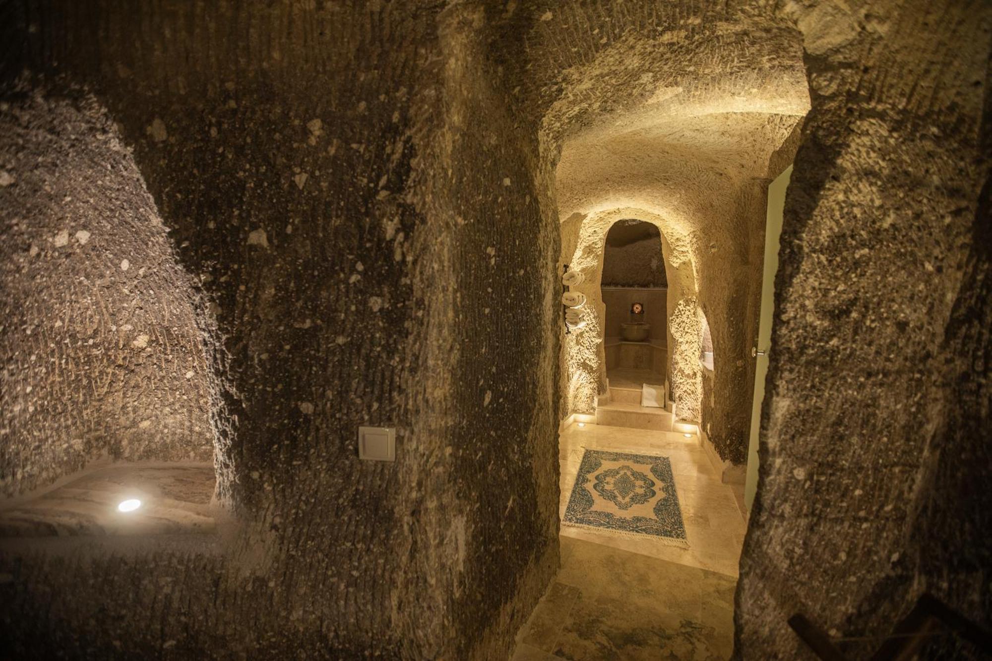 Sah Saray Cave Suites Halal Hotel 괴레메 외부 사진