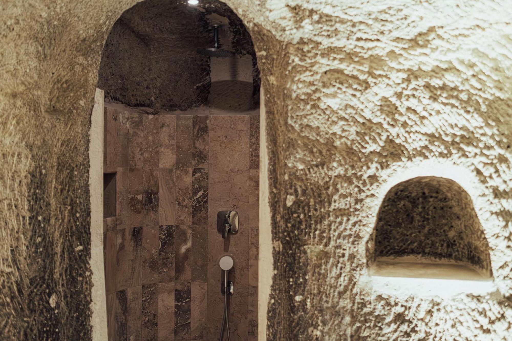 Sah Saray Cave Suites Halal Hotel 괴레메 외부 사진