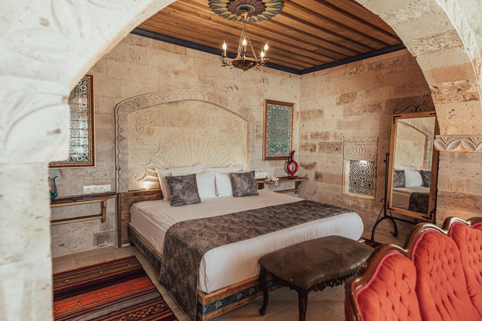 Sah Saray Cave Suites Halal Hotel 괴레메 외부 사진