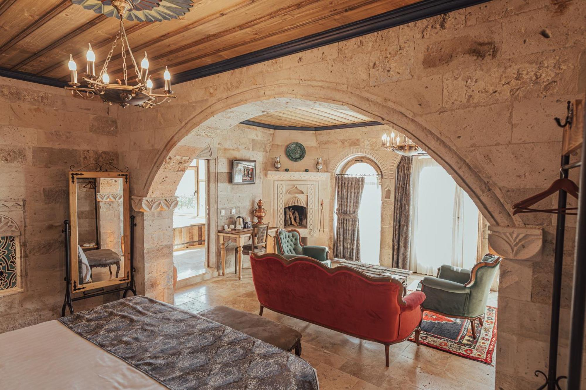 Sah Saray Cave Suites Halal Hotel 괴레메 외부 사진