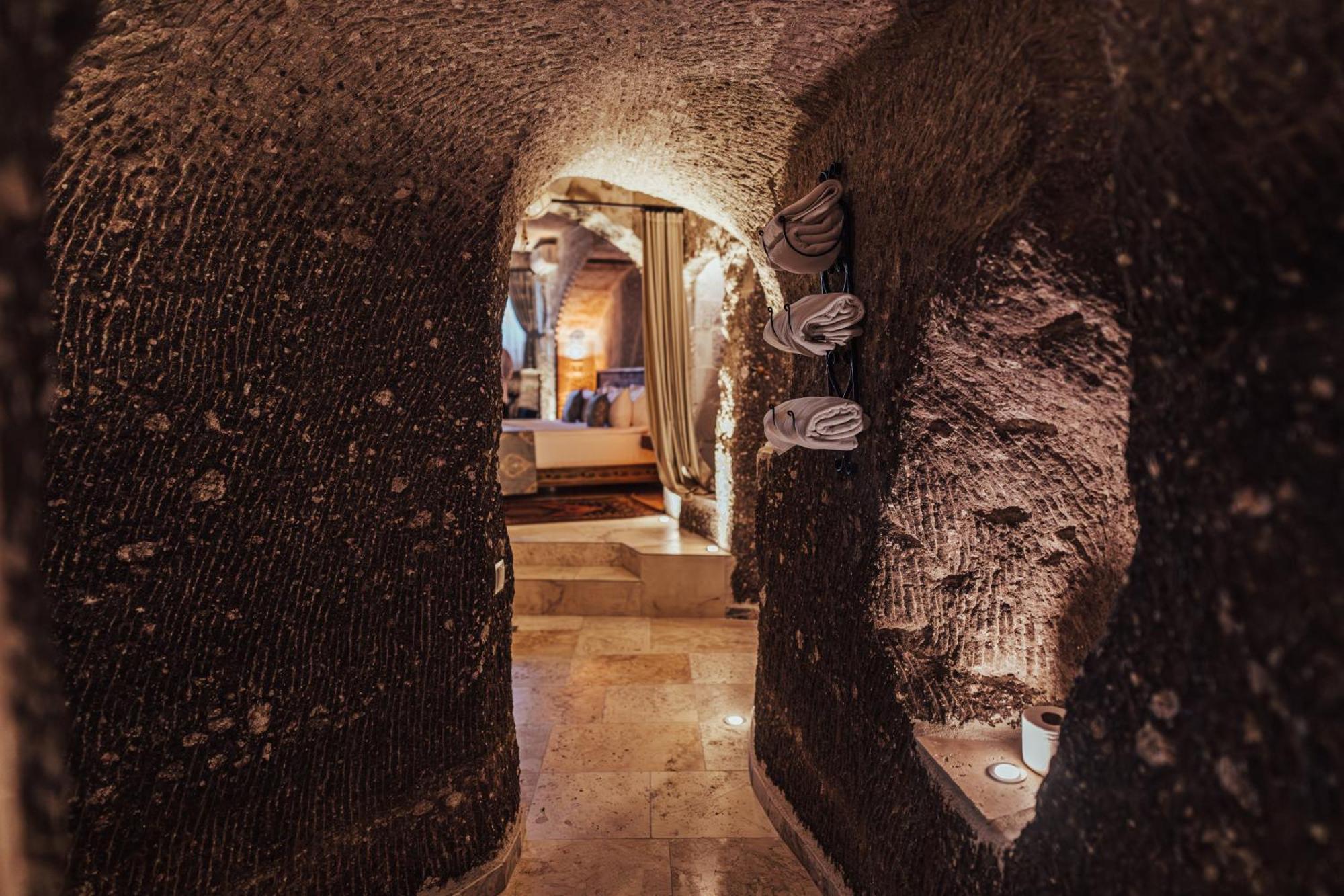 Sah Saray Cave Suites Halal Hotel 괴레메 외부 사진