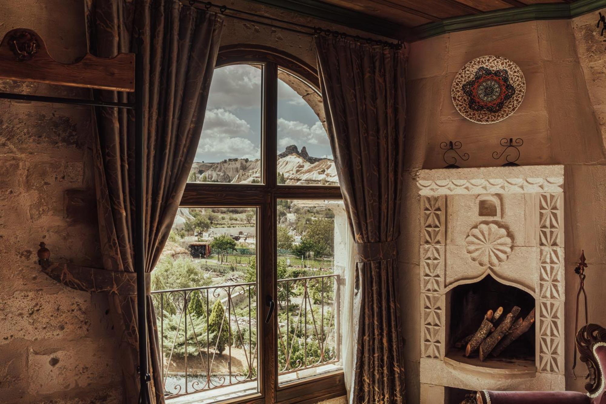 Sah Saray Cave Suites Halal Hotel 괴레메 외부 사진