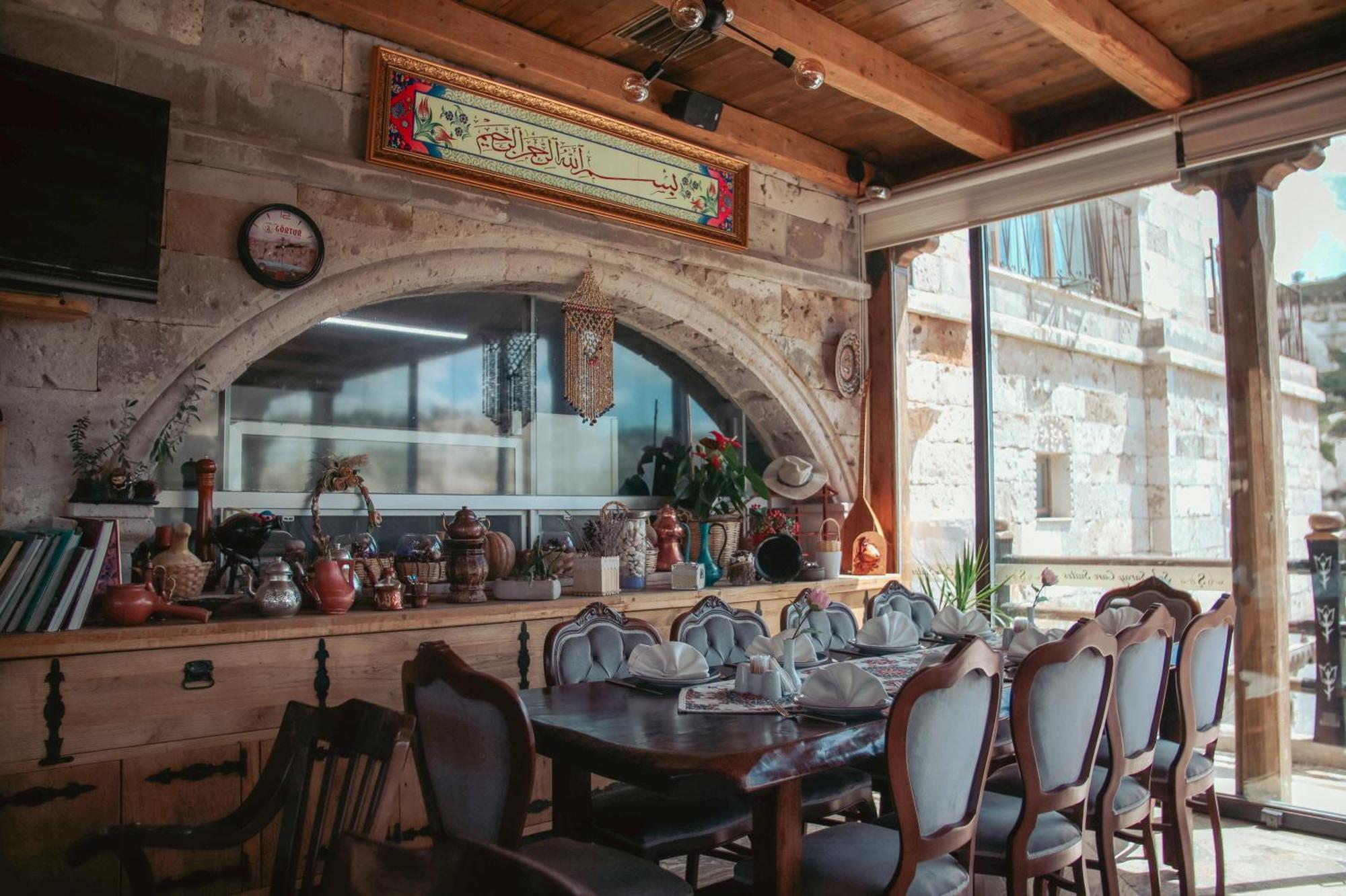 Sah Saray Cave Suites Halal Hotel 괴레메 외부 사진